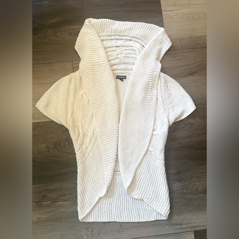 Express Cap Sleeve Sweater Shawl. Size Small. White/off white.